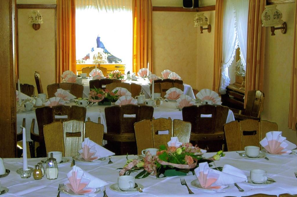 Hotel Restaurant Schmidter Bauernstube Нидеген Стая снимка